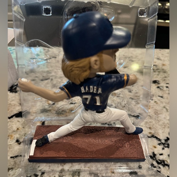 Milwaukee Brewers Josh Hader bobble head #71 - Picture 4 of 6